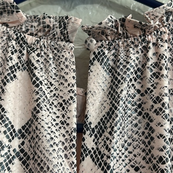 TCEC Pink Snake Print Frilly Sleeve Mini Dress Size L - Picture 4 of 6